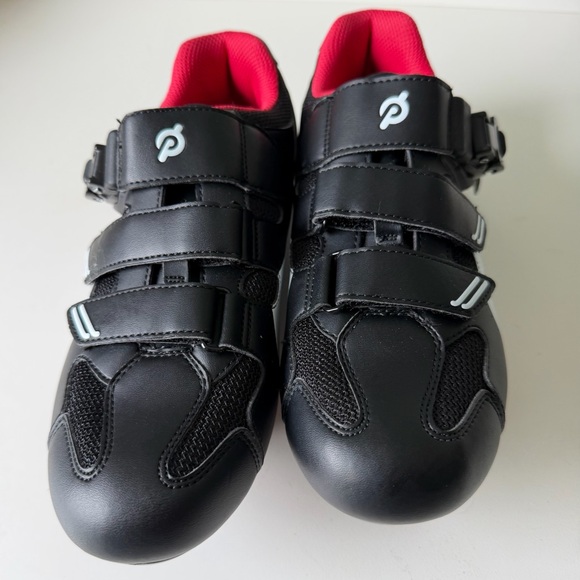 Peloton Cycling Shoes, Black, w/ Cleats, Size 40 - Picture 2 of 9